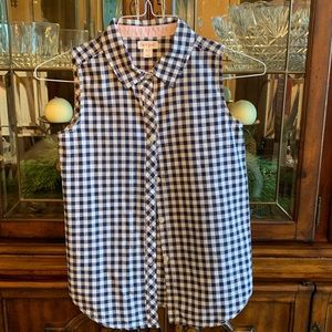 Cat and jack sleeveless button-down shirt